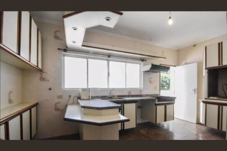 Casa para alugar com 4 quartos, 635m² em Jardim Marajoara, São Paulo