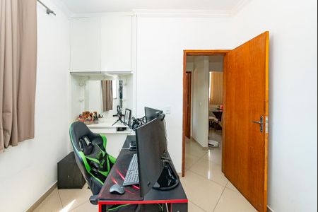 Apartamento à venda com 66m², 2 quartos e 1 vagaQuarto 2