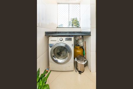 Apartamento à venda com 66m², 2 quartos e 1 vagaÁrea de Serviço