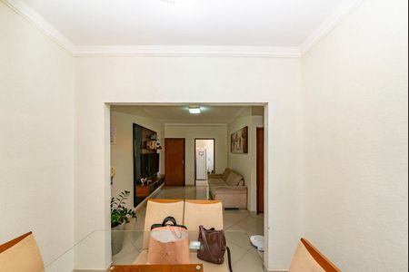Apartamento à venda com 66m², 2 quartos e 1 vagaSala