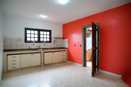 Casa à venda com 380m², 4 quartos e 3 vagasCozinha