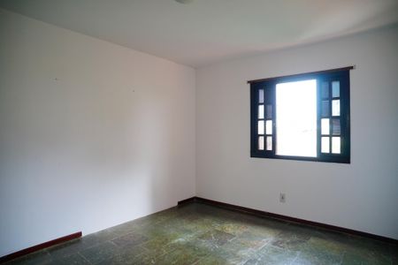 Casa à venda com 380m², 4 quartos e 3 vagasSuíte 3