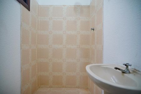 Casa à venda com 380m², 4 quartos e 3 vagasBanheiro da Suíte 1