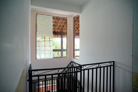 Casa à venda com 380m², 4 quartos e 3 vagasEscada