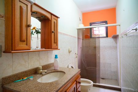 Casa à venda com 380m², 4 quartos e 3 vagasBanheiro da Edícula