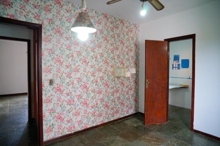 Casa à venda com 380m², 4 quartos e 3 vagasQuarto 2