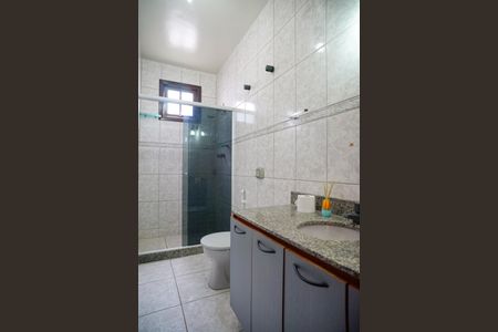 Casa à venda com 380m², 4 quartos e 3 vagasBanheiro Social