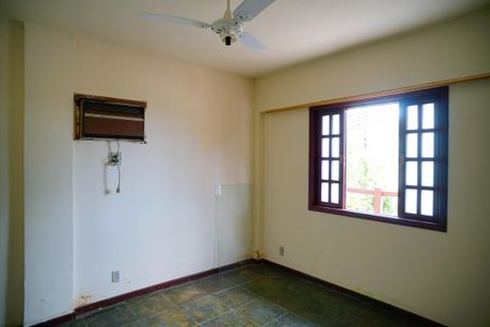 Casa à venda com 380m², 4 quartos e 3 vagasQuarto da Edícula