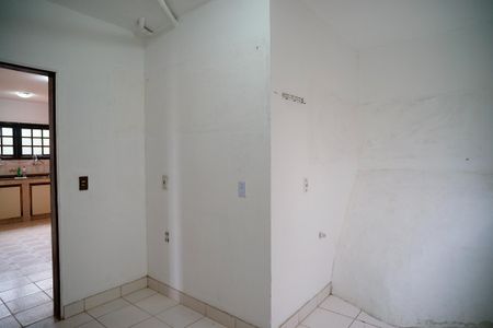 Casa à venda com 380m², 4 quartos e 3 vagasSuíte 1