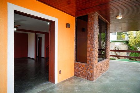 Casa à venda com 380m², 4 quartos e 3 vagasQuintal