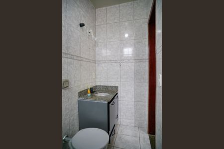 Casa à venda com 380m², 4 quartos e 3 vagasBanheiro da Suíte 2