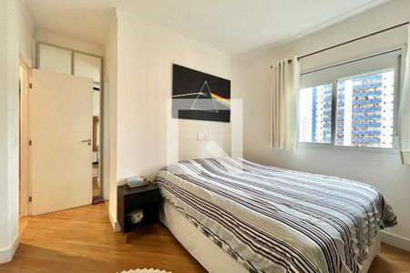 Apartamento à venda com 112m², 3 quartos e 2 vagas Apartamento à venda com 112m², 3 quartos e 2 vagasSuíte