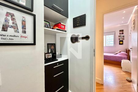 Apartamento à venda com 112m², 3 quartos e 2 vagas Apartamento à venda com 112m², 3 quartos e 2 vagasEscritório