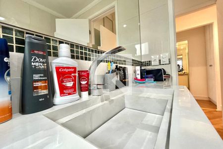 Apartamento à venda com 112m², 3 quartos e 2 vagas Apartamento à venda com 112m², 3 quartos e 2 vagasBanheiro da Suíte