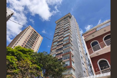 Studio para alugar com 45m², 1 quarto e sem vaga Studio para alugar com 45m², 1 quarto e sem vagaFachada