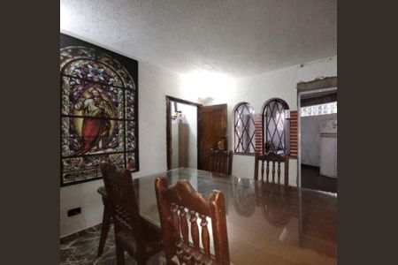 Casa para alugar com 4 quartos, 280m² em Jardim São Paulo, São Paulo