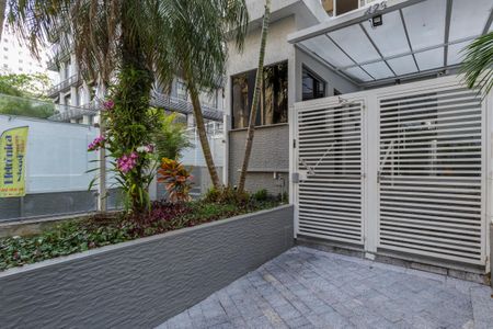 Apartamento à venda com 56m², 1 quarto e 1 vagaFachada