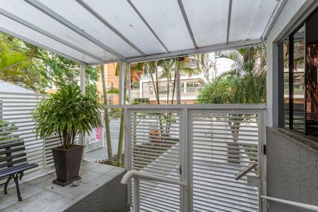 Apartamento à venda com 56m², 1 quarto e 1 vagaÁrea comum