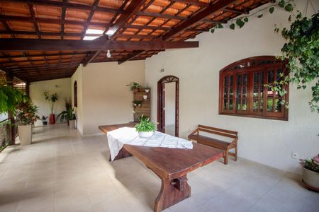 Casa à venda com 360m², 4 quartos e 4 vagasVaranda da Sala