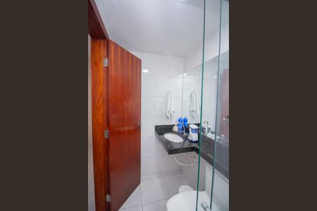 Casa à venda com 360m², 4 quartos e 4 vagasBanheiro da Suíte 2