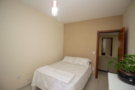 Casa à venda com 360m², 4 quartos e 4 vagasQuarto 2