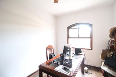 Casa à venda com 599m², 6 quartos e 6 vagasQuarto 1