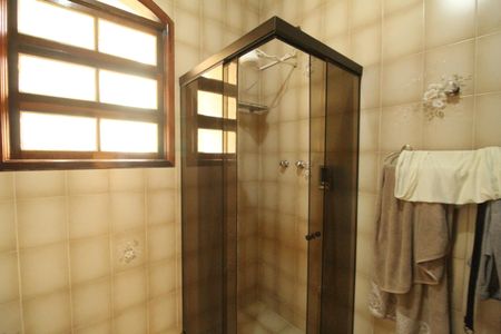 Casa à venda com 599m², 6 quartos e 6 vagasBanheiro social 2