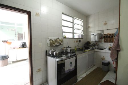 Casa à venda com 599m², 6 quartos e 6 vagasCozinha