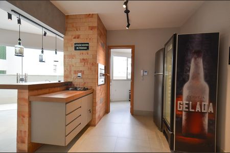 Apartamento à venda com 136m², 2 quartos e 2 vagas Apartamento à venda com 136m², 2 quartos e 2 vagasÁrea comum - Salão de festas