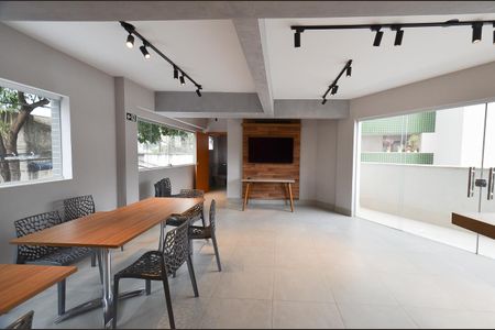 Apartamento à venda com 136m², 2 quartos e 2 vagas Apartamento à venda com 136m², 2 quartos e 2 vagasÁrea comum - Salão de festas