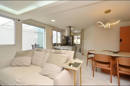 Apartamento à venda com 136m², 2 quartos e 2 vagas Apartamento à venda com 136m², 2 quartos e 2 vagasSala