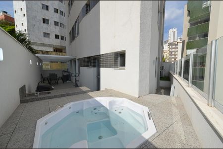 Apartamento à venda com 136m², 2 quartos e 2 vagas Apartamento à venda com 136m², 2 quartos e 2 vagasÁrea Privativa
