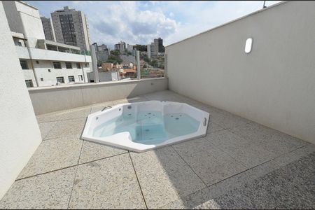 Apartamento à venda com 136m², 2 quartos e 2 vagas Apartamento à venda com 136m², 2 quartos e 2 vagasÁrea Privativa