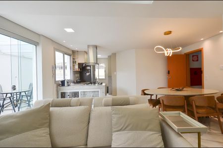 Sala  de apartamento à venda com 2 quartos, 136m² em Santo Antônio, Belo Horizonte