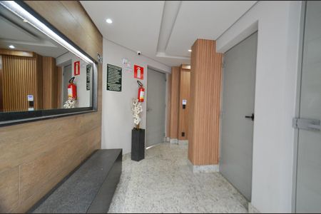 Apartamento à venda com 136m², 2 quartos e 2 vagas Apartamento à venda com 136m², 2 quartos e 2 vagasHall de entrada