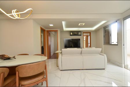 Apartamento à venda com 136m², 2 quartos e 2 vagas Apartamento à venda com 136m², 2 quartos e 2 vagasSala