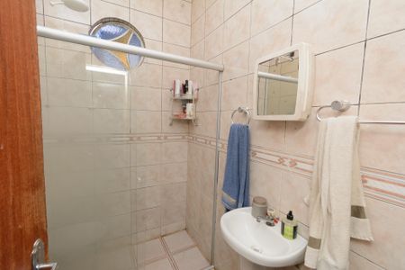 Casa à venda com 100m², 3 quartos e 2 vagasBanheiro Social