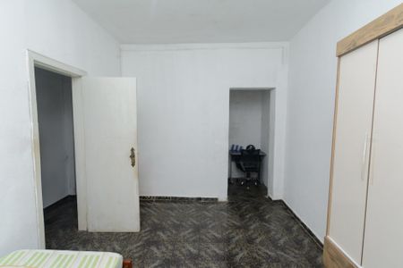 Casa à venda com 100m², 3 quartos e 2 vagasQuarto 2