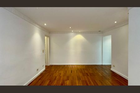 Apartamento para alugar com 75m², 2 quartos e 1 vaga Apartamento para alugar com 75m², 2 quartos e 1 vagaSala