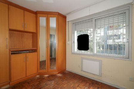Quarto Suíte de apartamento para alugar com 3 quartos, 104m² em Petrópolis, Porto Alegre