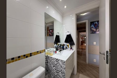 Casa à venda com 167m², 3 quartos e 4 vagas Casa à venda com 167m², 3 quartos e 4 vagasBanheiro da suíte 2