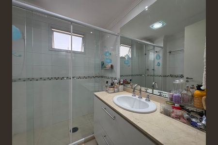 Casa à venda com 167m², 3 quartos e 4 vagas Casa à venda com 167m², 3 quartos e 4 vagasBanheiro da suíte 3