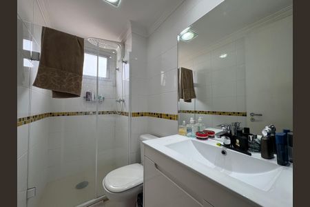 Casa à venda com 167m², 3 quartos e 4 vagas Casa à venda com 167m², 3 quartos e 4 vagasBanheiro da suíte 2