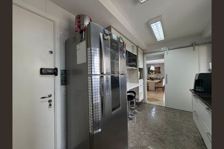 Casa à venda com 167m², 3 quartos e 4 vagas Casa à venda com 167m², 3 quartos e 4 vagasCozinha