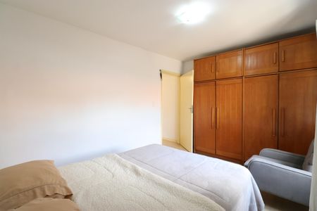 Apartamento à venda com 74m², 2 quartos e sem vagaQuarto 2