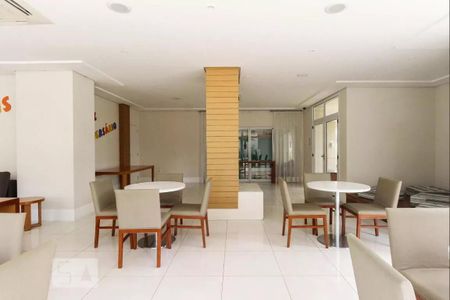 Apartamento à venda com 122m², 2 quartos e 2 vagasÁrea comum - Salão de festas