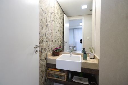 Apartamento à venda com 122m², 2 quartos e 2 vagasLavabo