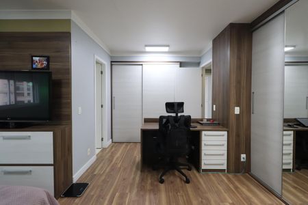 Apartamento à venda com 122m², 2 quartos e 2 vagasQuarto 2 - Suíte