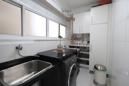 Apartamento à venda com 122m², 2 quartos e 2 vagasÁrea de Serviço