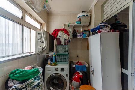 Apartamento à venda com 62m², 2 quartos e 1 vaga Apartamento à venda com 62m², 2 quartos e 1 vagaÁrea de Serviço